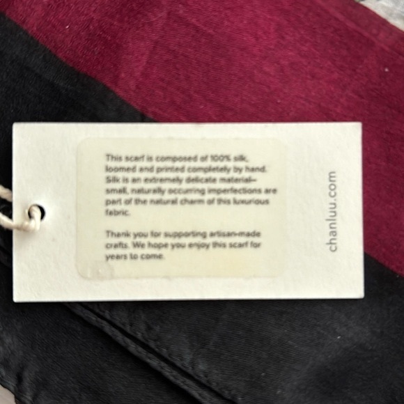 GIFT READY NWT Chan Luu 100% Silk Scarf - Picture 3 of 9